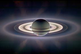 Eclissi di Saturno